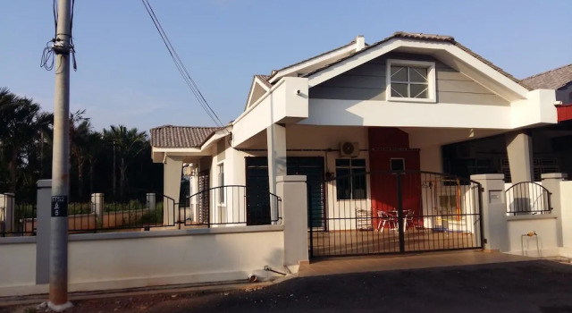 Samsiah Guest House Taman Yayasan, Réserver Maison d'hôtes Segamat Johor