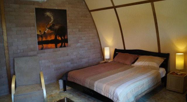 Семейный номер Deluxe с балконом и с видом на сад Holiday Home Khuek khak