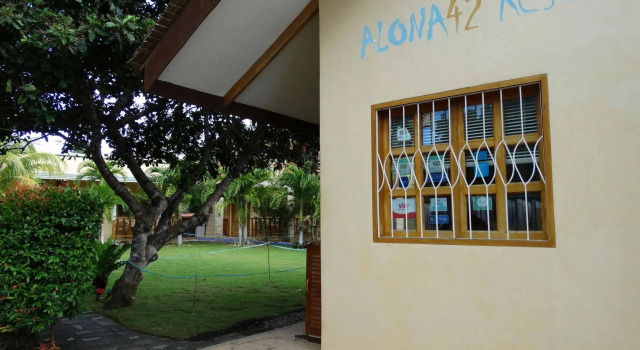 Alona 42 Resort
