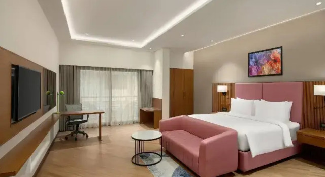 Двухместный полулюкс с балконом Ramada Encore by Wyndham Viramgam