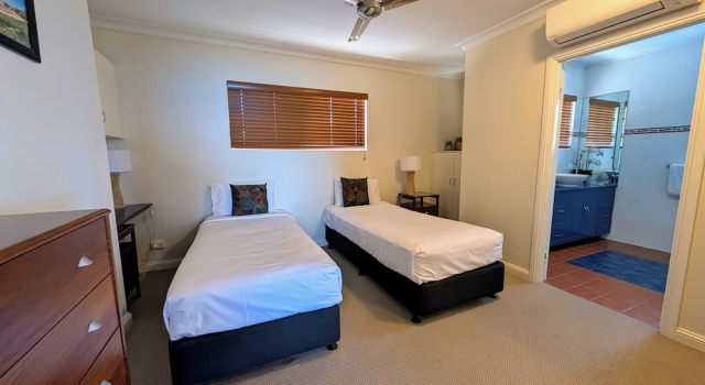 Номер Premium Rose Bay Resort