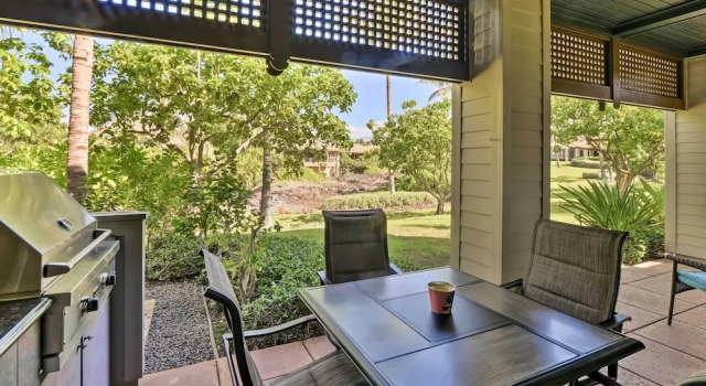 Kona Coast Condo w/ Lanai & Outdoor Kitchen!
