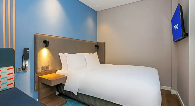 Номер Standard Holiday Inn Express Jingdezhen City Center