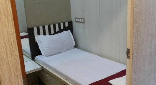Apollo Guest House, Забронировать Гостевой дом Гостевые дома Нави-Мумбай, Гостевой дом