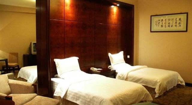 Beijing Luhong Hotel, Rezerwuj Hotel Fengtai 