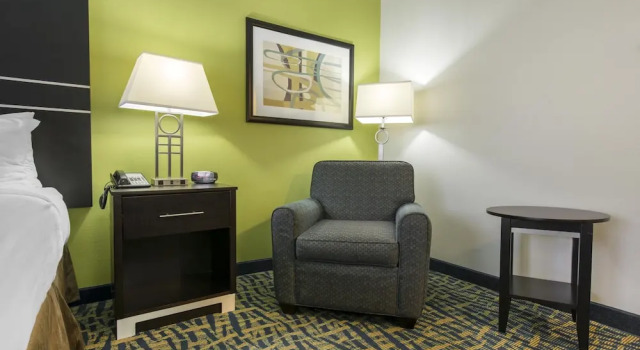 Двухместный люкс Holiday Inn Savannah South - I-95 Gateway by IHG