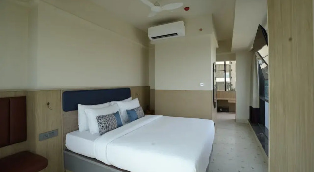 Номер Deluxe Indie Stays Nesco Goregaon