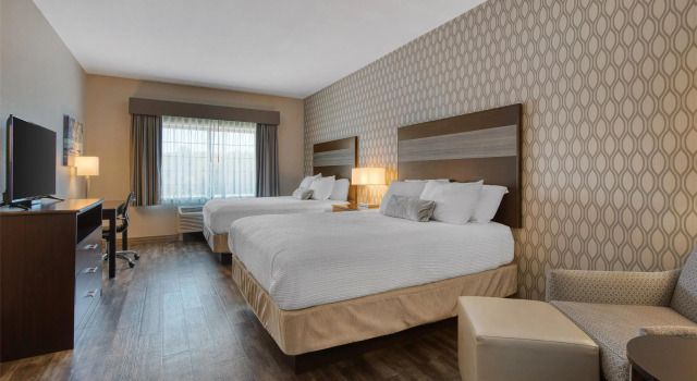 Четырёхместный номер Standard Best Western Plus Saint Peter
