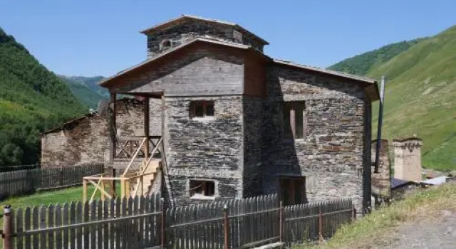 Chazhashi Guesthouse, Reserva ahora Hotel Ushguli Samegrelo Zemo-Svaneti
