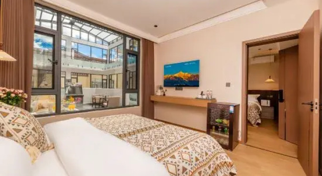 Люкс Liuhe Fangting · Liuhe Garden Court Oxygen-Supplying Garden Boutique Stay (Dukezong Ancient City)