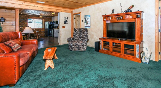 Pleasant Pause-1864 by Big Bear Vacations, Забронировать Отель Фаунскин San Bernardino Mountains, рядом с Кемпинг Граут-Бэй