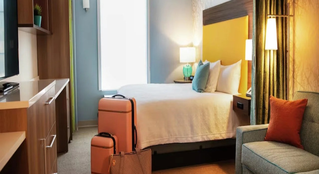 Home2 Suites By Hilton Milwaukee West, Забронировать Отель Милуоки Висконсин