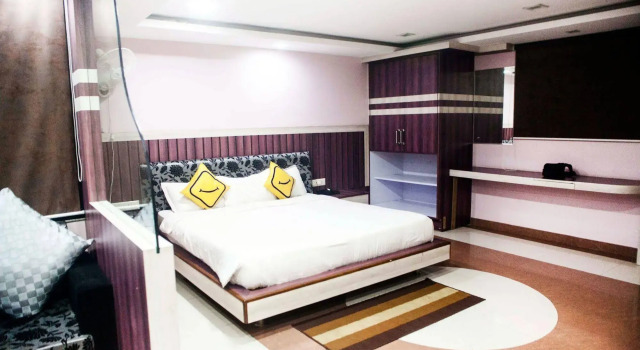 Vista Rooms At M.P Nagar, Забронировать Отель Отели штата Махараштры с завтраком, Завтраки