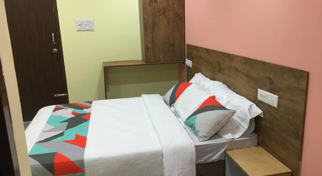 Hotel Housefinch Residency, Забронировать Отель Отели штата Карнатаки с парковкой, Парковка