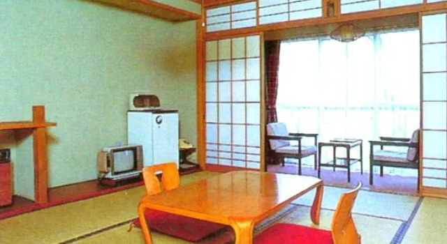 Hotel Shinano Prince Shirakaba, Забронировать Отель Тино Татесина, рядом с Развлекательный парк Shirakaba Resort Family Land