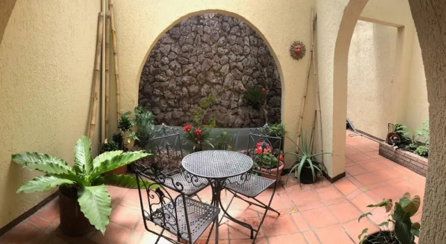 Islands Inn, Prenota Affittacamere Hotel a Alajuela con parcheggio, Parcheggio
