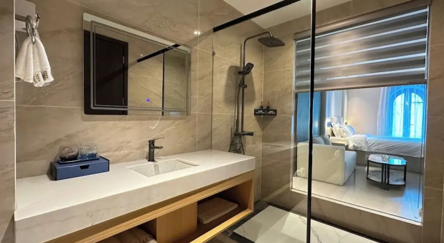Номер Deluxe Garden Phoenix Hotel