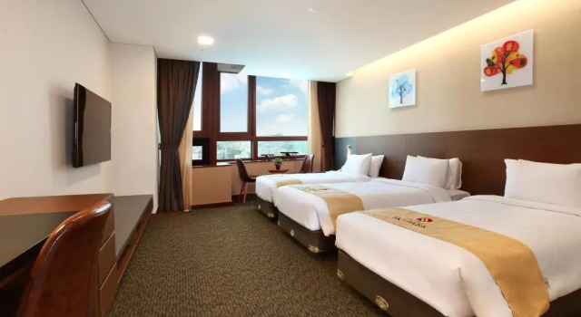 Трёхместный номер Hotel Skypark Kingstown Dongdaemun