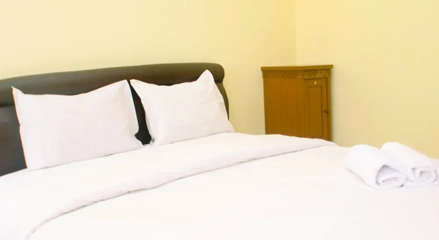 Warm And Homey Studio Room At Maple Park Sunter Apartment, Book Apartment Jakarta Jakarta Province