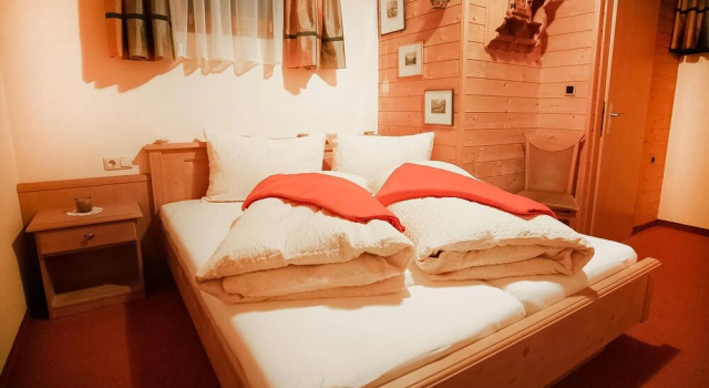 Haus Holzworm, Varaa Hotelli Sankt Gallenkirch Montafon