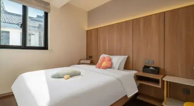 Семейный люкс с 2 комнатами с видом на озеро HomeAway Bed and Breakfast
