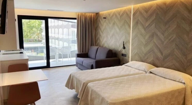 Apartamentos Roybel, Забронировать Апартаменты/квартира Бенидорм Коста-Бланка, рядом с Church of San Jaime and Santa Ana