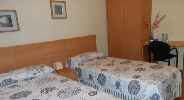 Двухместный номер Standard с видом на горы Hostal Sant Roc