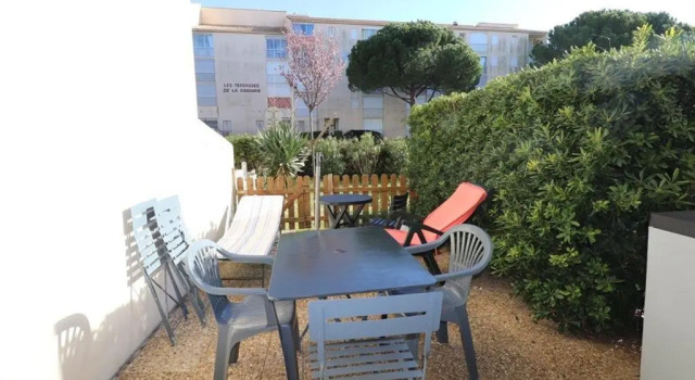 Appartement Le Grau-du-Roi, 1 pièce, 4 personnes - FR-1-307-118, Book Apartment Le Grau-du-Roi Camargue