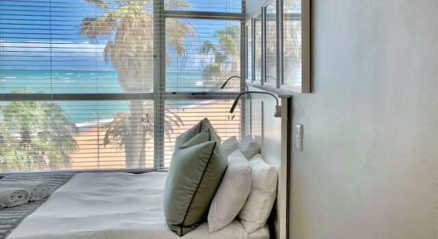 Апартаменты Executive Ashley on Beach Strand