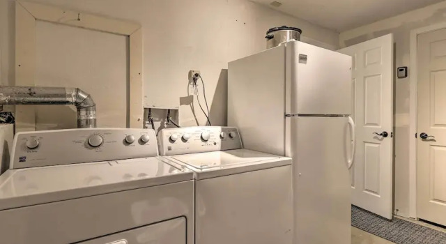 Апартаменты с 3 комнатами с балконом Sauna, Deck & Fire Pit: Breckenridge Townhouse!
