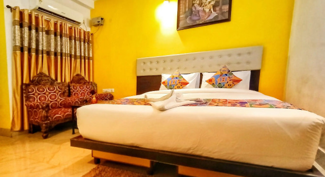Номер Executive Отель Yash Residency Assi Ghat
