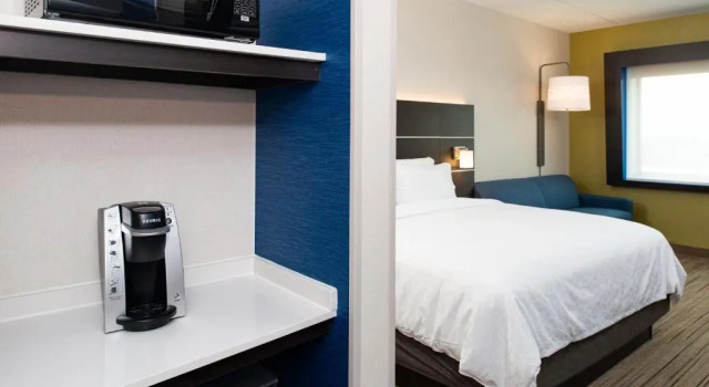 Люкс Holiday Inn Express & Suites - Romeoville - Joliet North by IHG