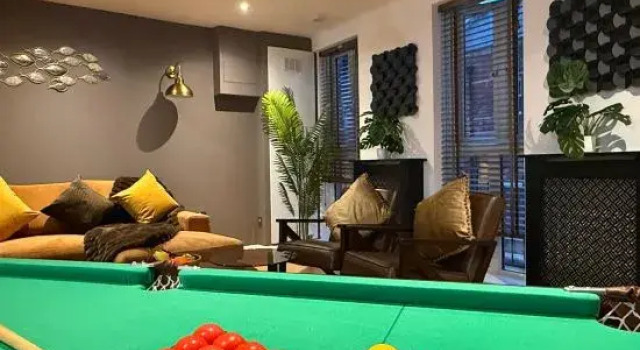 Shoreditch, London 1 Bedroom Apartment with Spacious Living Room Sleeps 4, Забронировать Апартаменты/квартира Апартаменты Лондона, рядом с Часовня Уэсли, Апартаменты/квартира