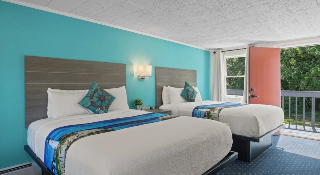 Четырёхместный номер Standard с красивым видом из окна Olde Tavern Motel and Inn - Cape Cod