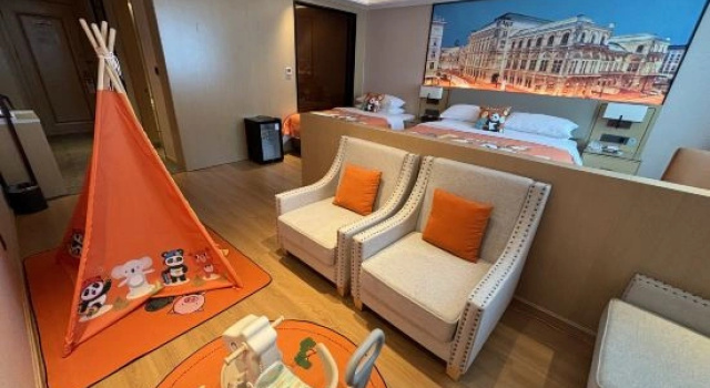 Люкс Vienna Hotel