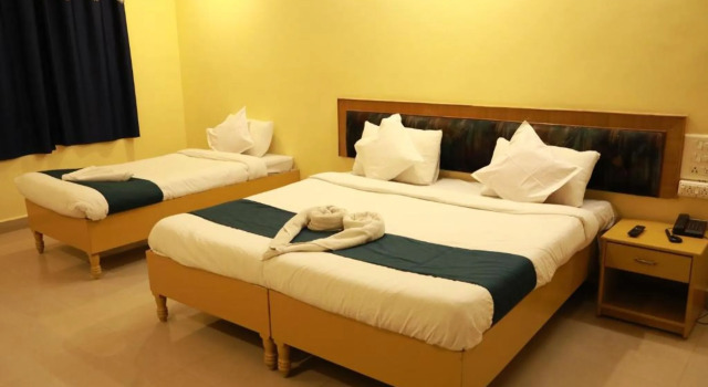 Sravanthy Inn, Rezervovat Hotel Hotely v Andhra Pradesh s parkováním, Parkování