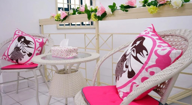 Manis-Manis Pink Lady Cottage, Забронировать Дом для отпуска Коттеджи Малакки, рядом с Торговый центр Dataran Pahlawan Melaka Megamall, Коттедж