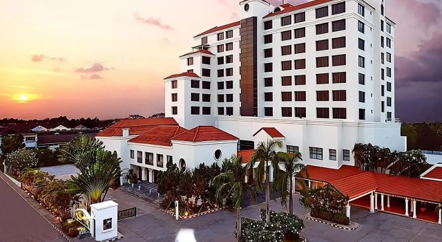 CS Pattani Hotel, Забронировать Отель Отели Южного Таиланда с парковкой, Парковка