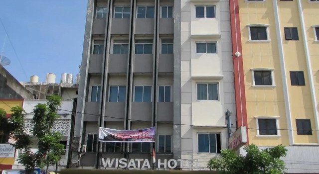 Wisata Hotel Ampera
