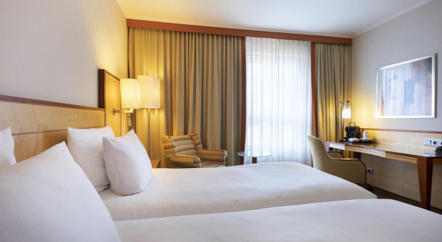 Трёхместный номер Business Отель The Q - Quadro City Hotel