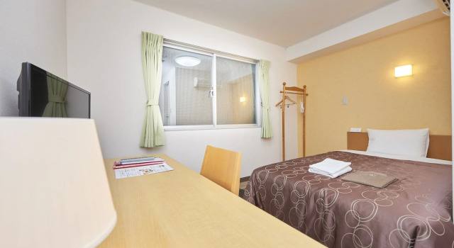 Hotel Select Inn Shikoku Chuo, Book Hotel Hoteller i Shikokuchuo med parkering, Parkering
