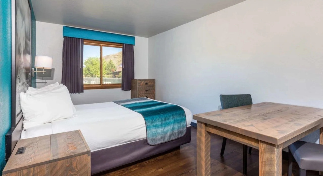 Студия люкс Super 8 by Wyndham Gardiner/Yellowstone Park Area