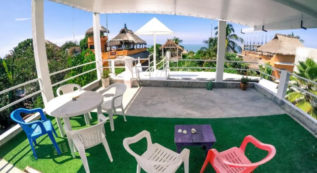 Кровать в общем номере Casa Daikiri