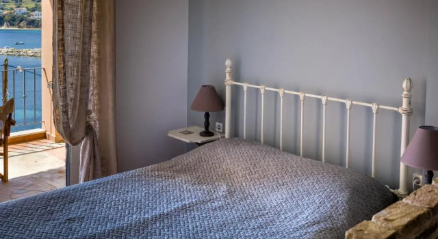 Студия Niovi Seaview Apartments