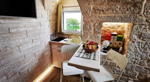 Trully, Book Hotel Alberobello Bari Province
