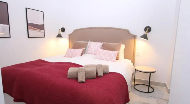 Апартаменты 4 bedroom luxury duplex with sea views by Puerto Banus