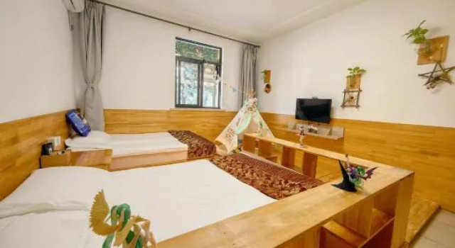 Тент Xiangyuanju Guesthouse