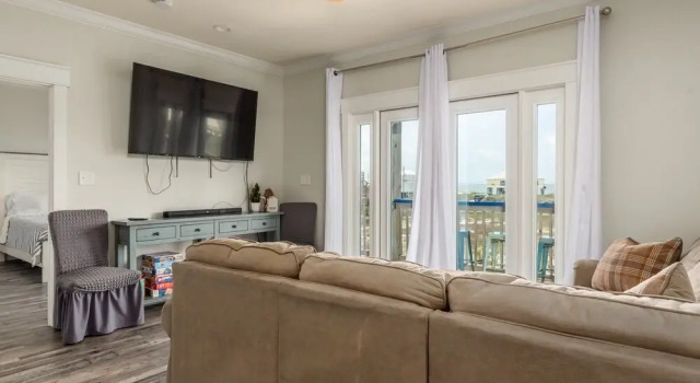 Coastal Château - 2239 Mallard St 6 Bedroom Home, Забронировать Отель Дофин-Айленд 
