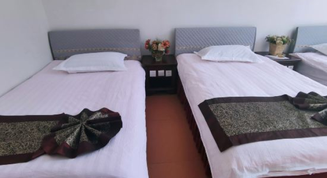 Yuehui Hotel (Shengjing Avenue), Book Hotel Qujing Yunnan