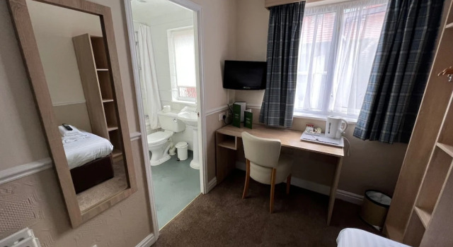 Номер Comfort North Shore Hotel